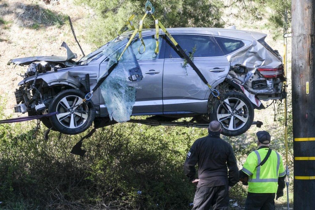 tiger woods car accident